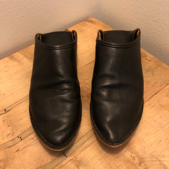 Georgina Goodman Black Leather Mule Slippers - Picture 6 of 12